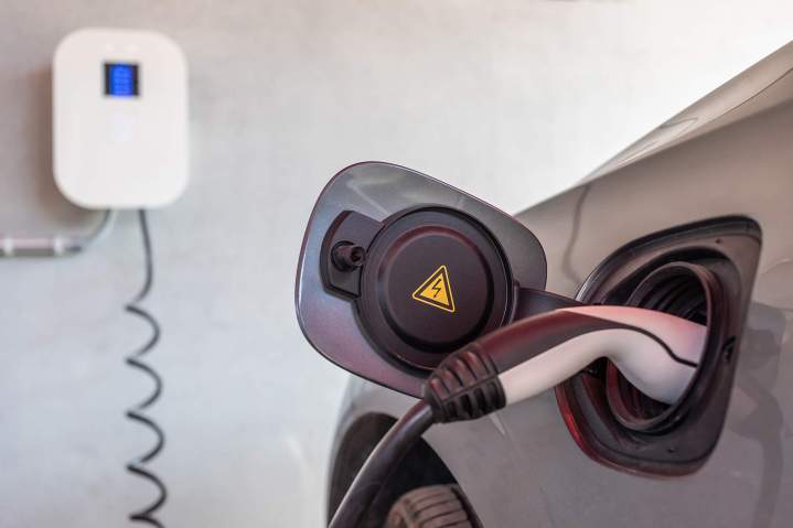 Borne de recharge électrique pour particuliers Damgan